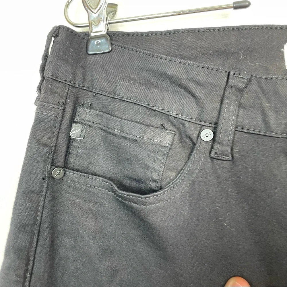 KanCan Ankle Skinny Jean With Zipper Detail, 31